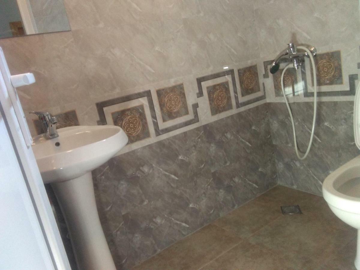 Str.Agmashenebeli 548 Otel Kobuleti Dış mekan fotoğraf