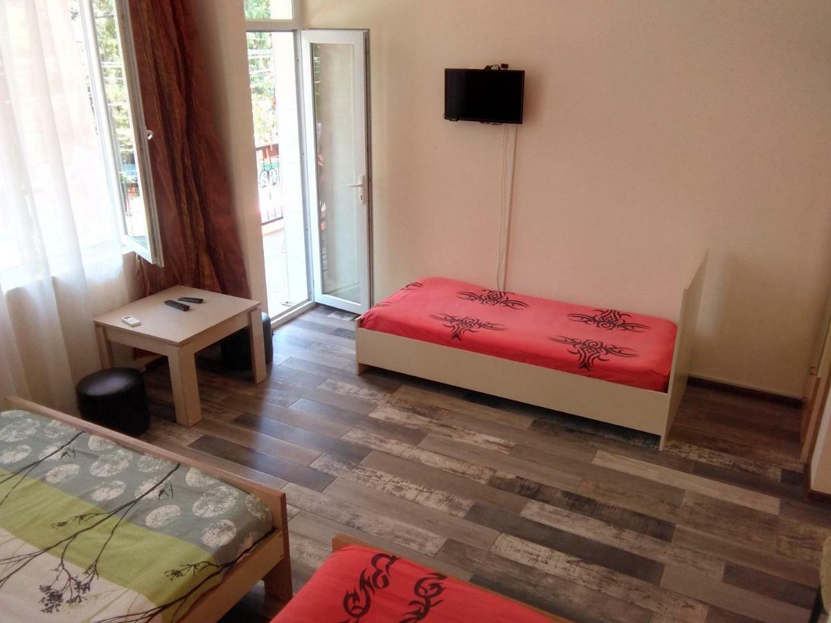 Str.Agmashenebeli 548 Otel Kobuleti Dış mekan fotoğraf