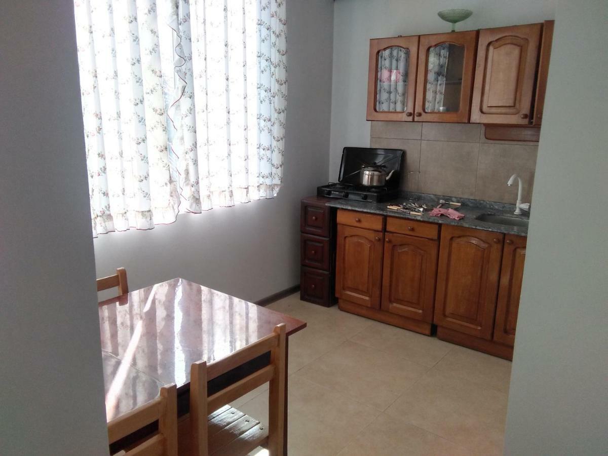 Str.Agmashenebeli 548 Otel Kobuleti Dış mekan fotoğraf